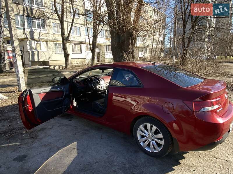 Купе Kia Cerato 2012 в Павлограде