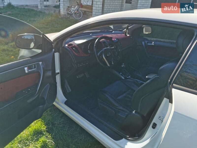 Купе Kia Cerato 2011 в Бердичеві