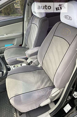 Седан Kia Cerato 2008 в 