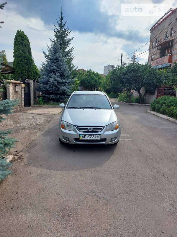 Седан Kia Cerato 2007 в Кривом Роге