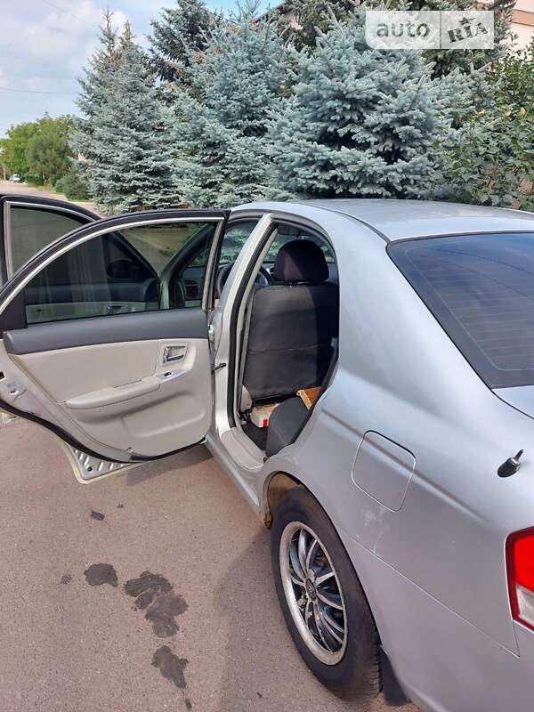 Седан Kia Cerato 2007 в Кривом Роге