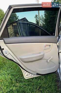 Хетчбек Kia Cerato 2006 в Гадячі