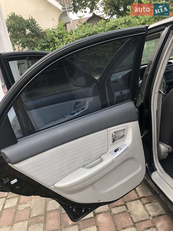 Седан Kia Cerato 2006 в Чернівцях