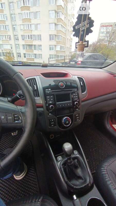 Купе Kia Cerato 2011 в Тернополе
