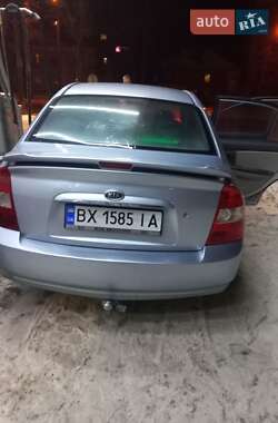 Седан Kia Cerato 2006 в Хмельницком