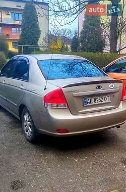 Седан Kia Cerato 2007 в Кривому Розі