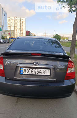 Седан Kia Cerato 2006 в Киеве