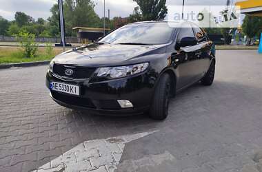 Седан Kia Cerato 2009 в Днепре