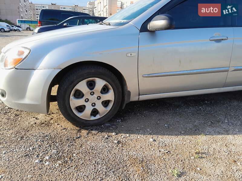 Седан Kia Cerato 2007 в Запоріжжі