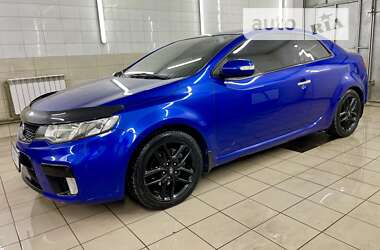 Купе Kia Cerato 2010 в Сумах