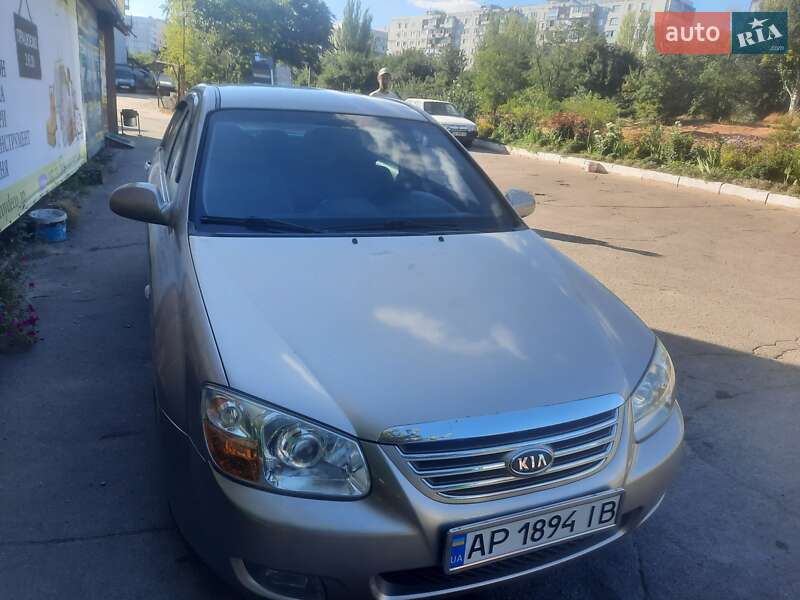Седан Kia Cerato 2006 в Запоріжжі