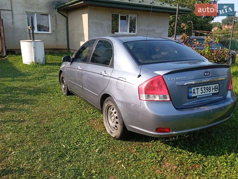 Kia Cerato 2009