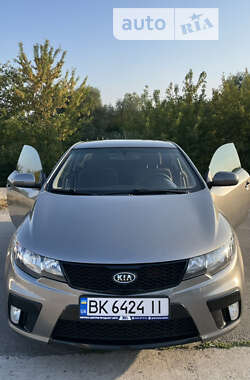 Купе Kia Cerato 2011 в Нетішині