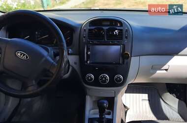 Седан Kia Cerato 2007 в 