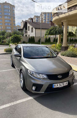 Купе Kia Cerato 2012 в Києві