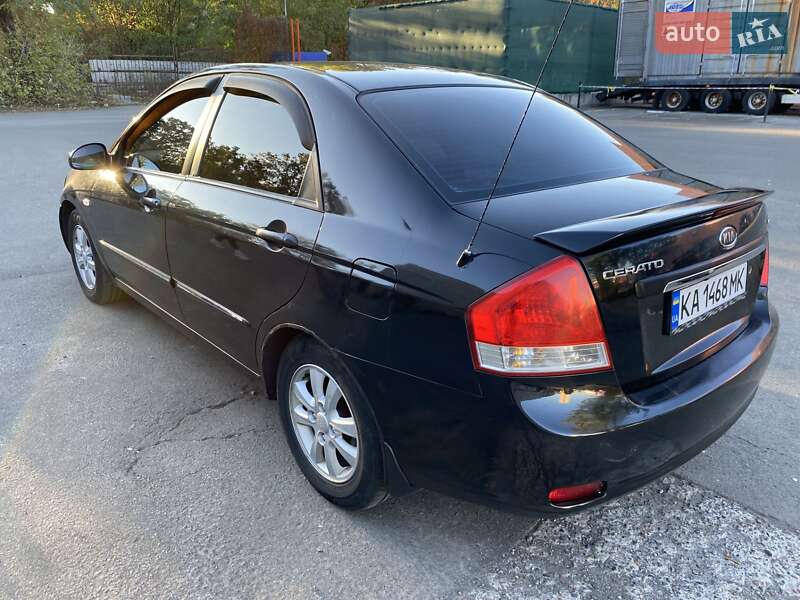 Седан Kia Cerato 2007 в Киеве