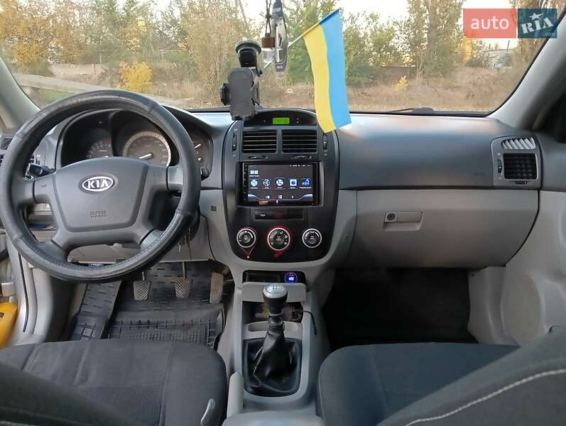 Седан Kia Cerato 2006 в Баштанке
