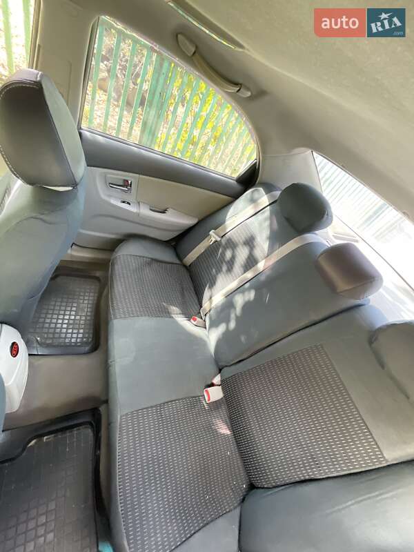 Седан Kia Cerato 2007 в Кривому Розі