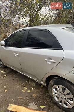 Седан Kia Cerato 2011 в Полтаве