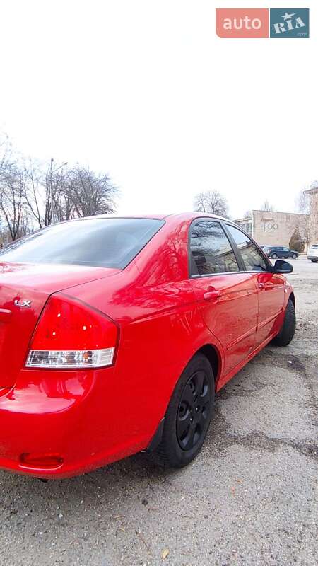 Седан Kia Cerato 2008 в Каменском