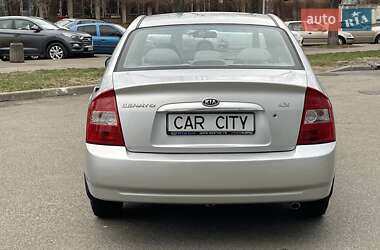 Седан Kia Cerato 2006 в Киеве