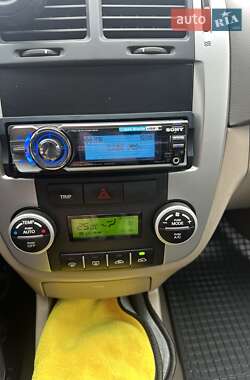 Седан Kia Cerato 2008 в 