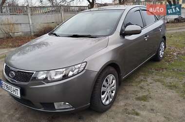 Седан Kia Cerato 2012 в Полтаві