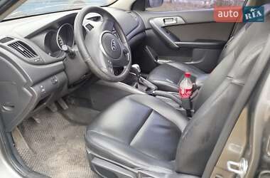 Седан Kia Cerato 2012 в Полтаві