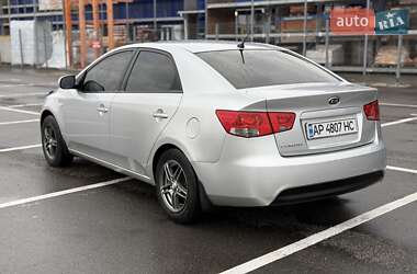 Седан Kia Cerato 2009 в Запоріжжі