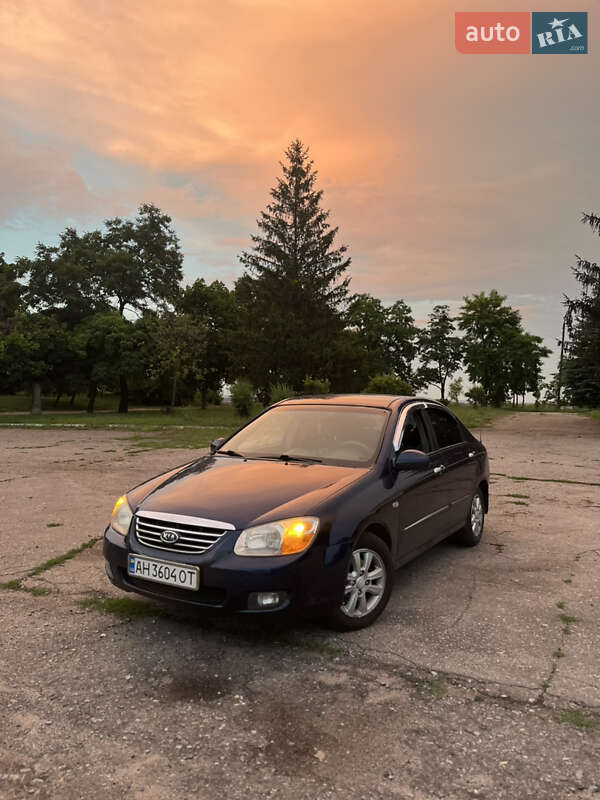 Седан Kia Cerato 2007 в Чугуеве