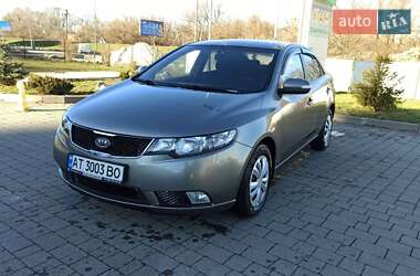 Седан Kia Cerato 2009 в Ивано-Франковске