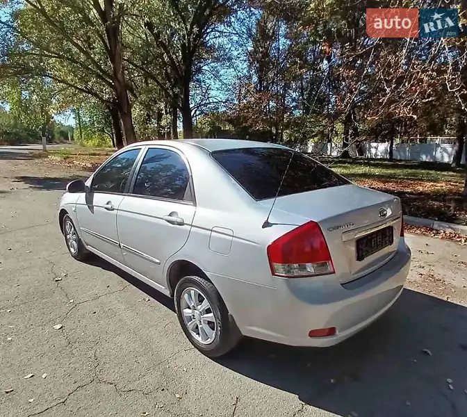 Седан Kia Cerato 2007 в 