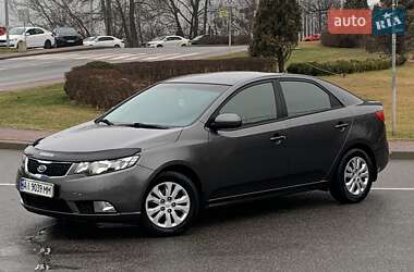 Седан Kia Cerato 2012 в Києві