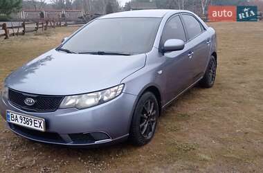 Седан Kia Cerato 2009 в Гайвороні