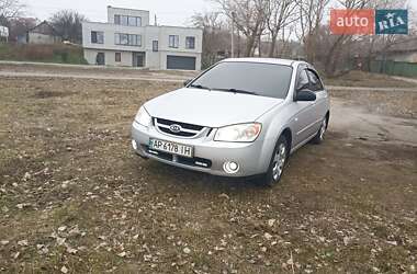 Седан Kia Cerato 2006 в Днепре