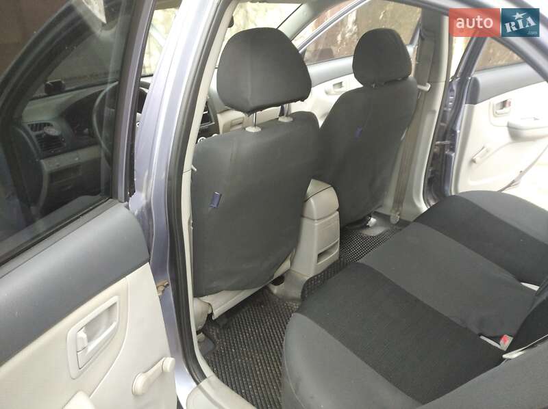 Седан Kia Cerato 2009 в Львові