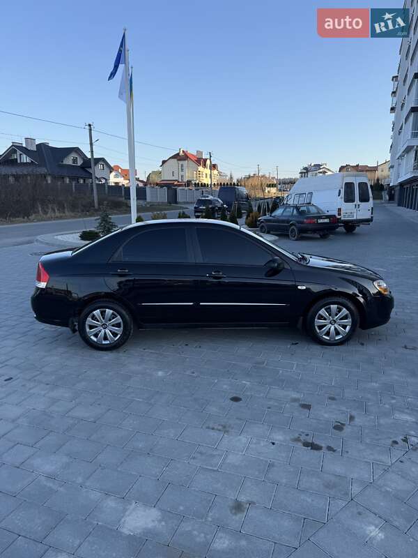 Седан Kia Cerato 2007 в Трускавце