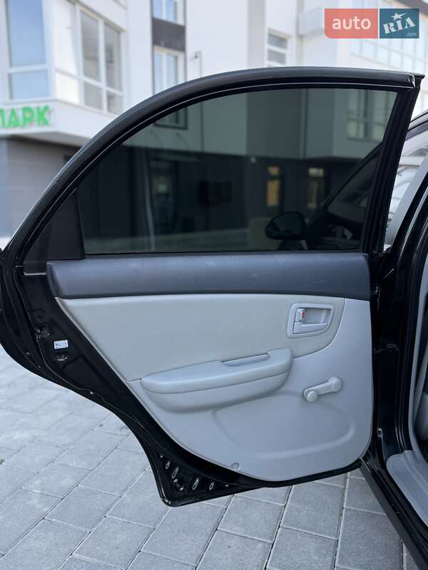 Седан Kia Cerato 2007 в Трускавце