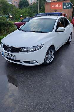 Седан Kia Cerato 2012 в Полтаві