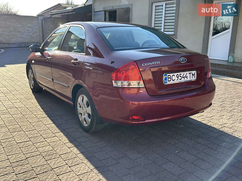 Седан Kia Cerato 2008 в Львові