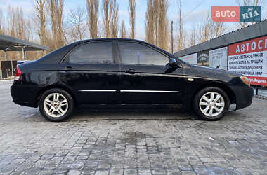 Седан Kia Cerato 2006 в Кременчуці