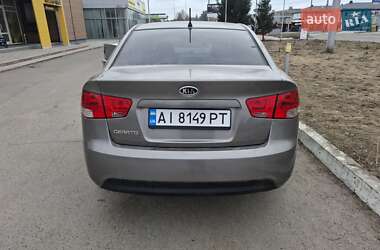 Седан Kia Cerato 2011 в Белой Церкви