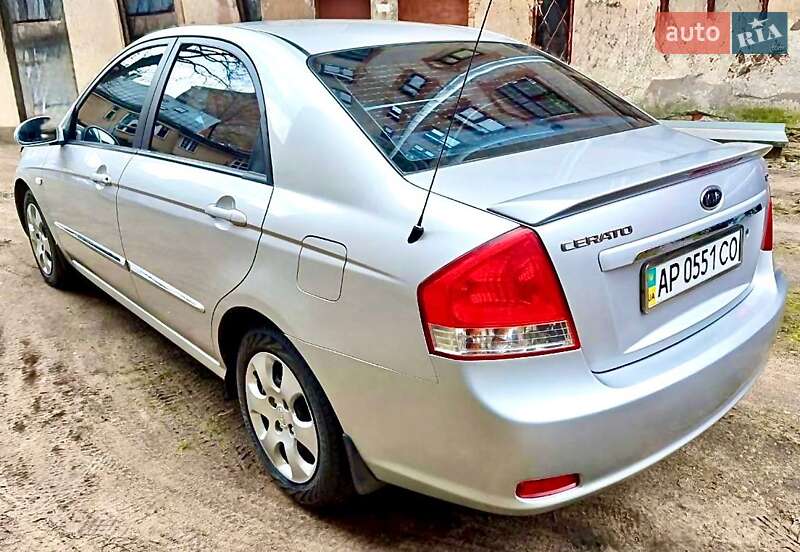 Седан Kia Cerato 2008 в Івано-Франківську
