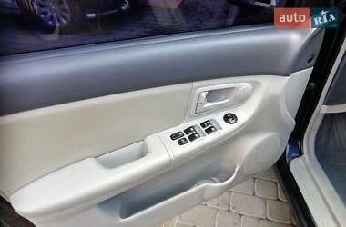Седан Kia Cerato 2006 в 