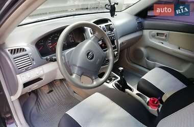 Седан Kia Cerato 2006 в 