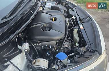 Седан Kia Cerato 2013 в 