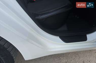 Седан Kia Cerato 2013 в 