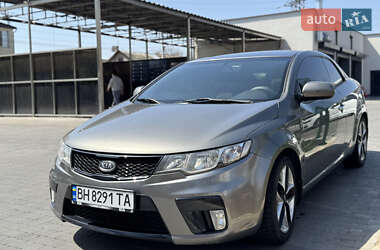 Купе Kia Cerato 2012 в 