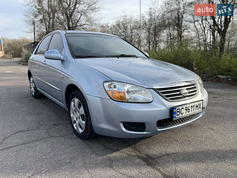 Седан Kia Cerato 2007 в 