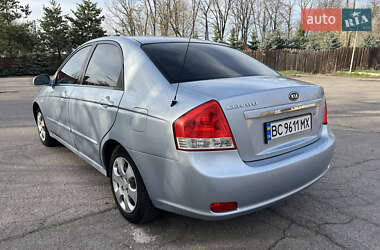 Седан Kia Cerato 2007 в 